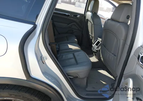 2012 Porsche Cayenne z USA, uszkodzony, nr VIN WP1AA2A21CLA07148